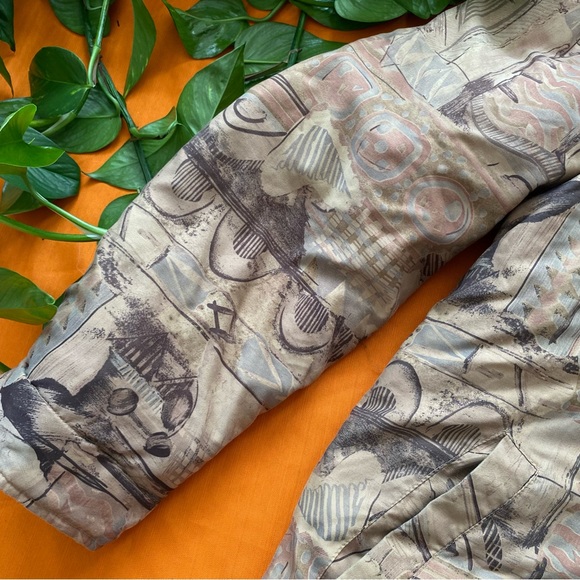 Vintage Eatons Neutral Patterned Puff Jacket - Picture 5 of 10